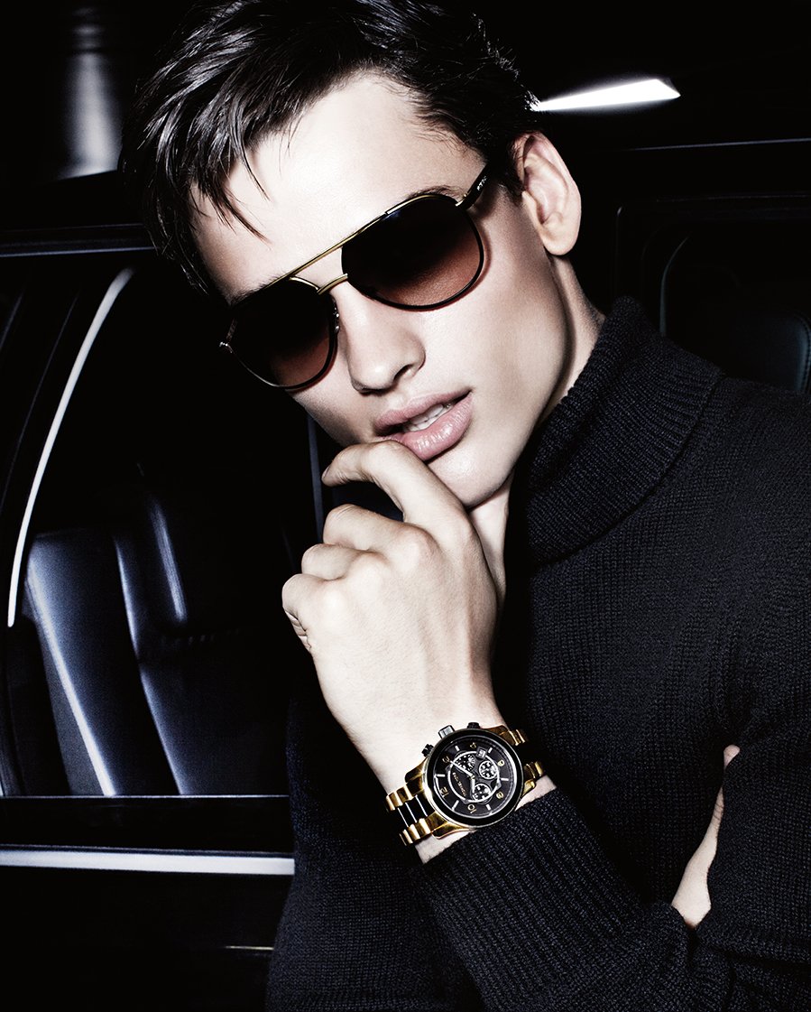 Парень в очках