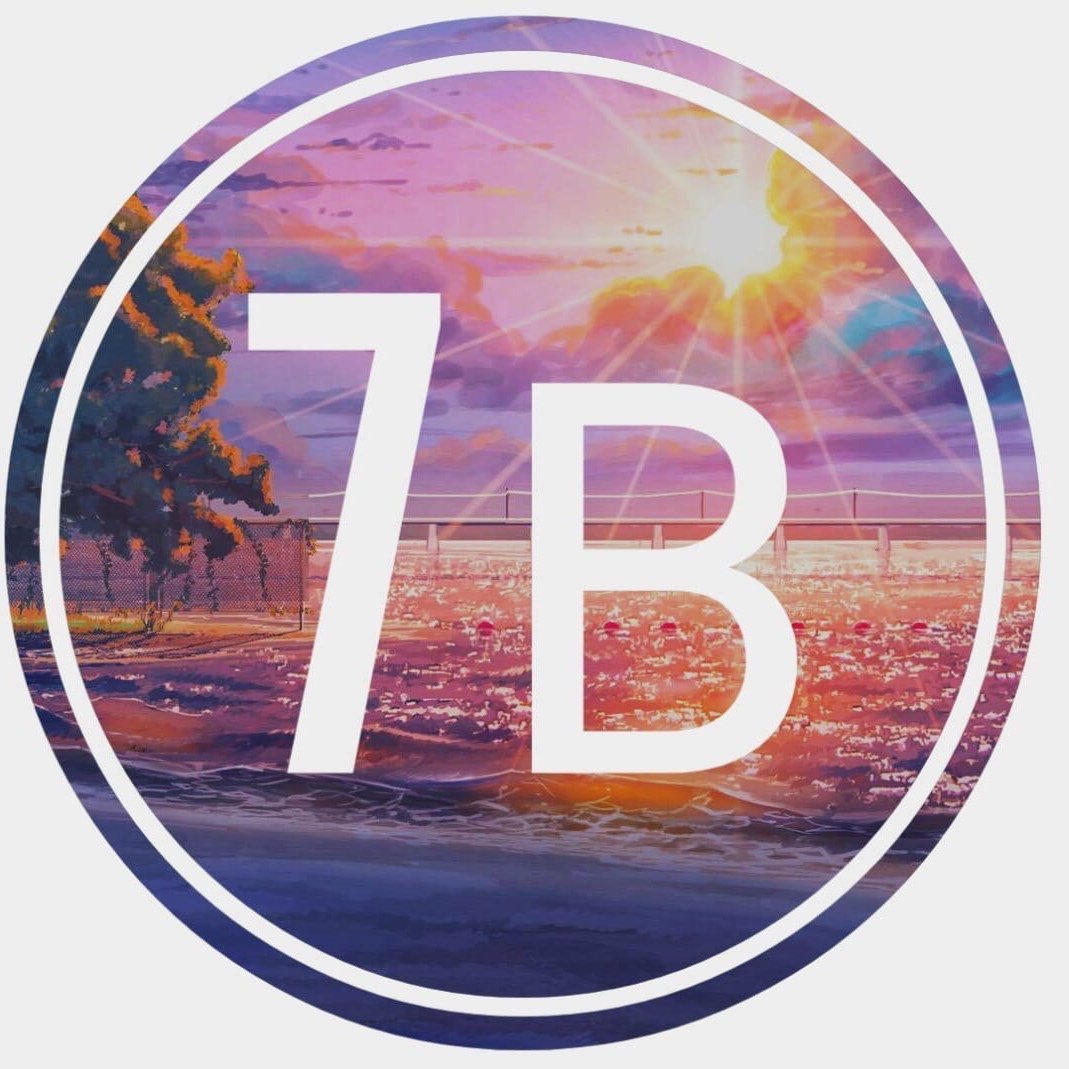 Очень яркая девушка