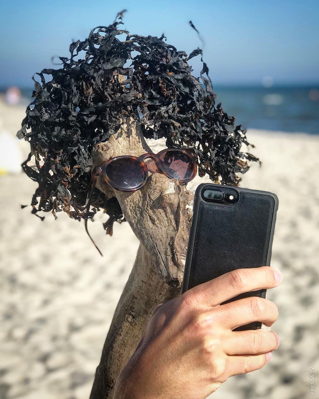 Необычная фотосессия на море