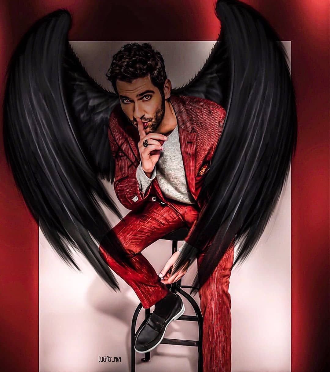 Человек с крыльями