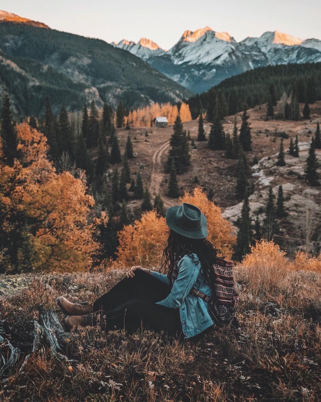 Блондинка со спины