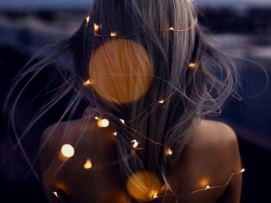 Аватарка для девушки брюнетки