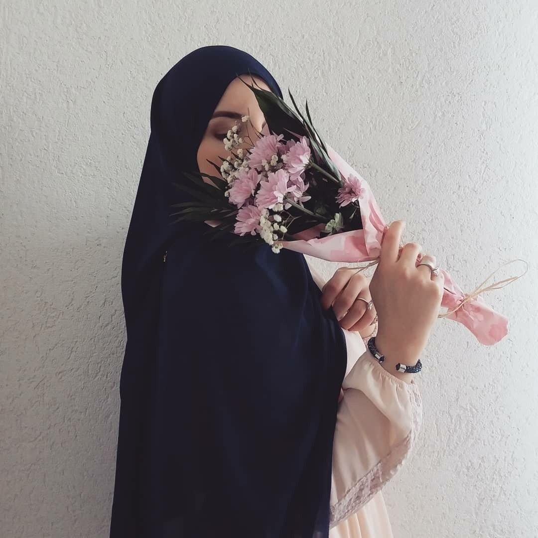 Девушка в хиджабе