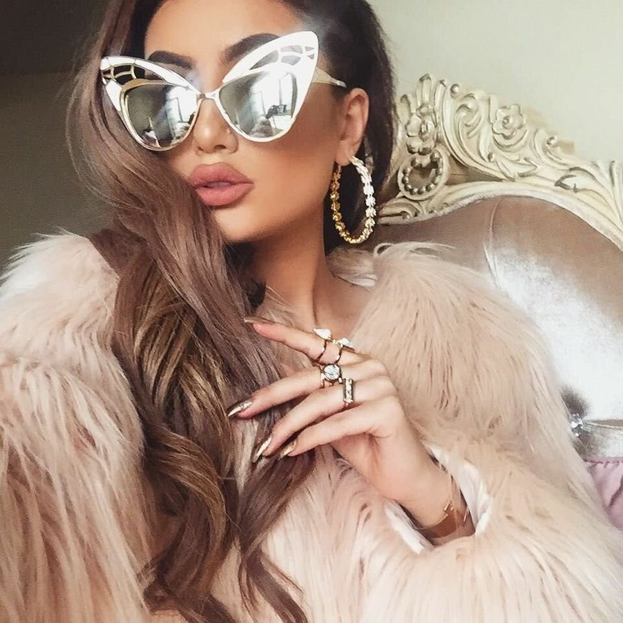 Марина ласвик в очках