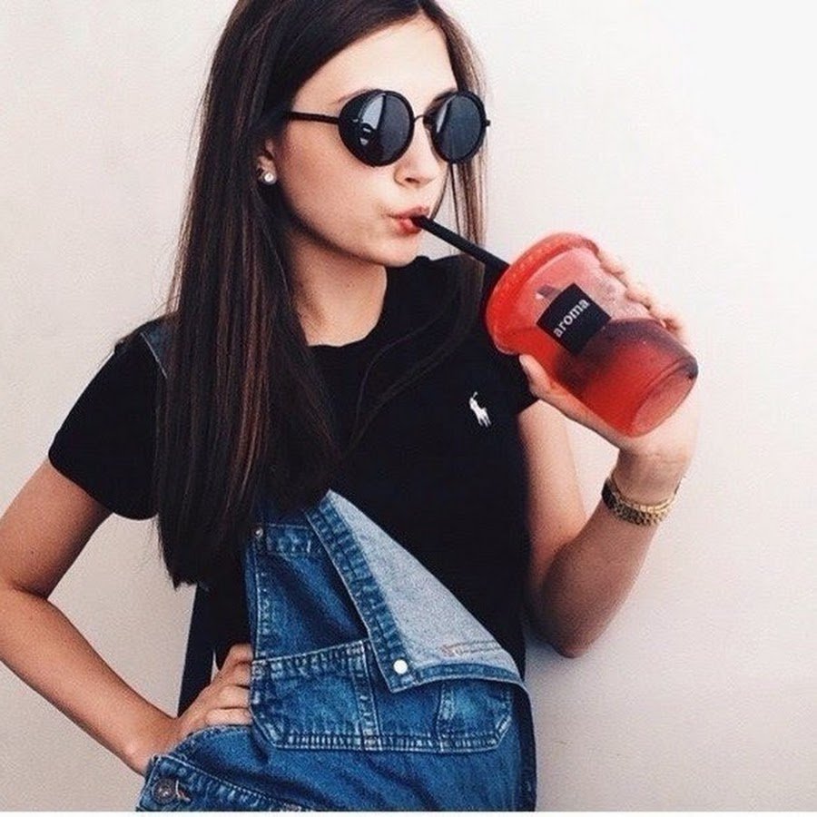 Модные девушки на аву