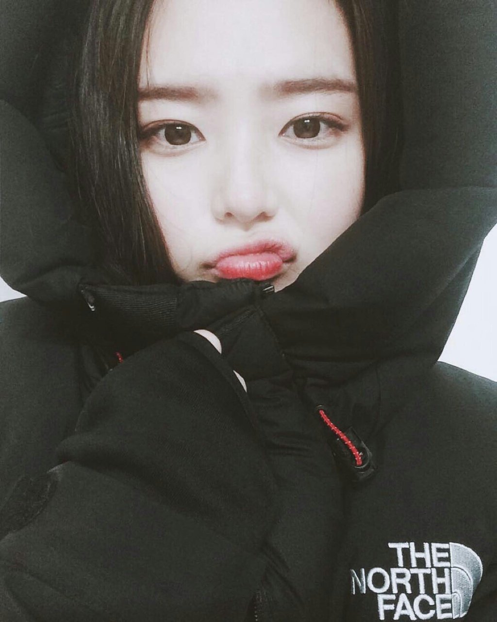 Son Hwa min селфи