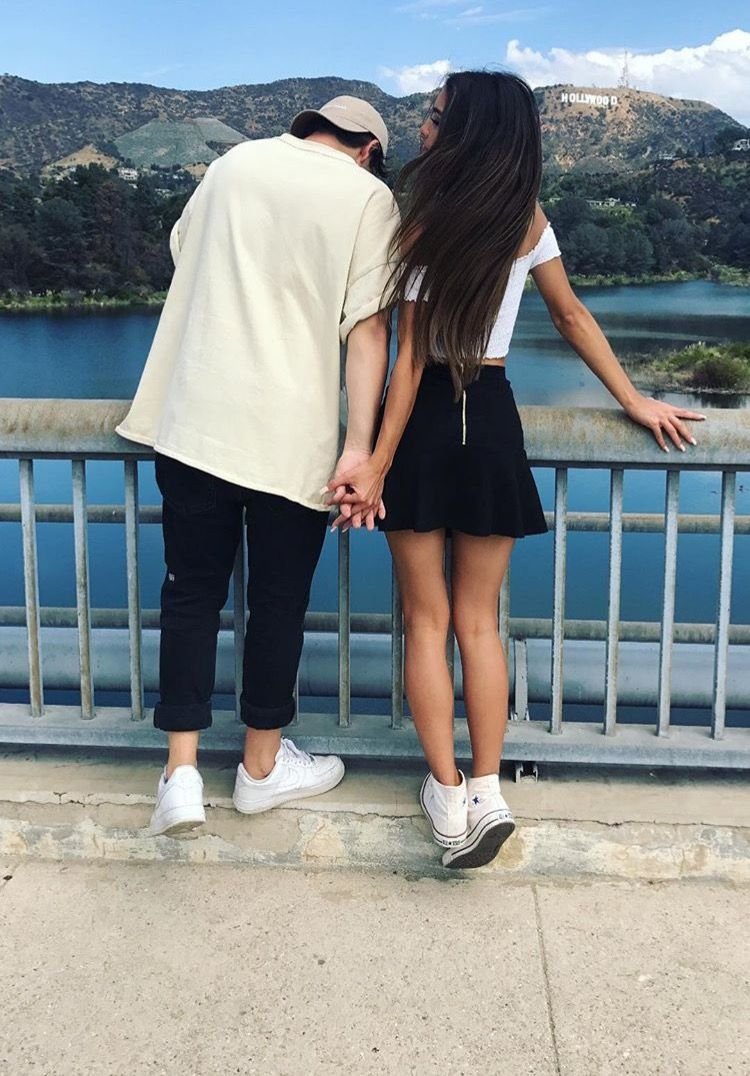 Парень с девушкой на аву