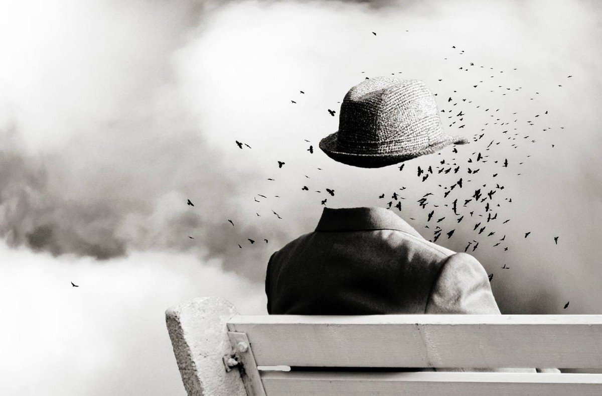 Человек во мраке