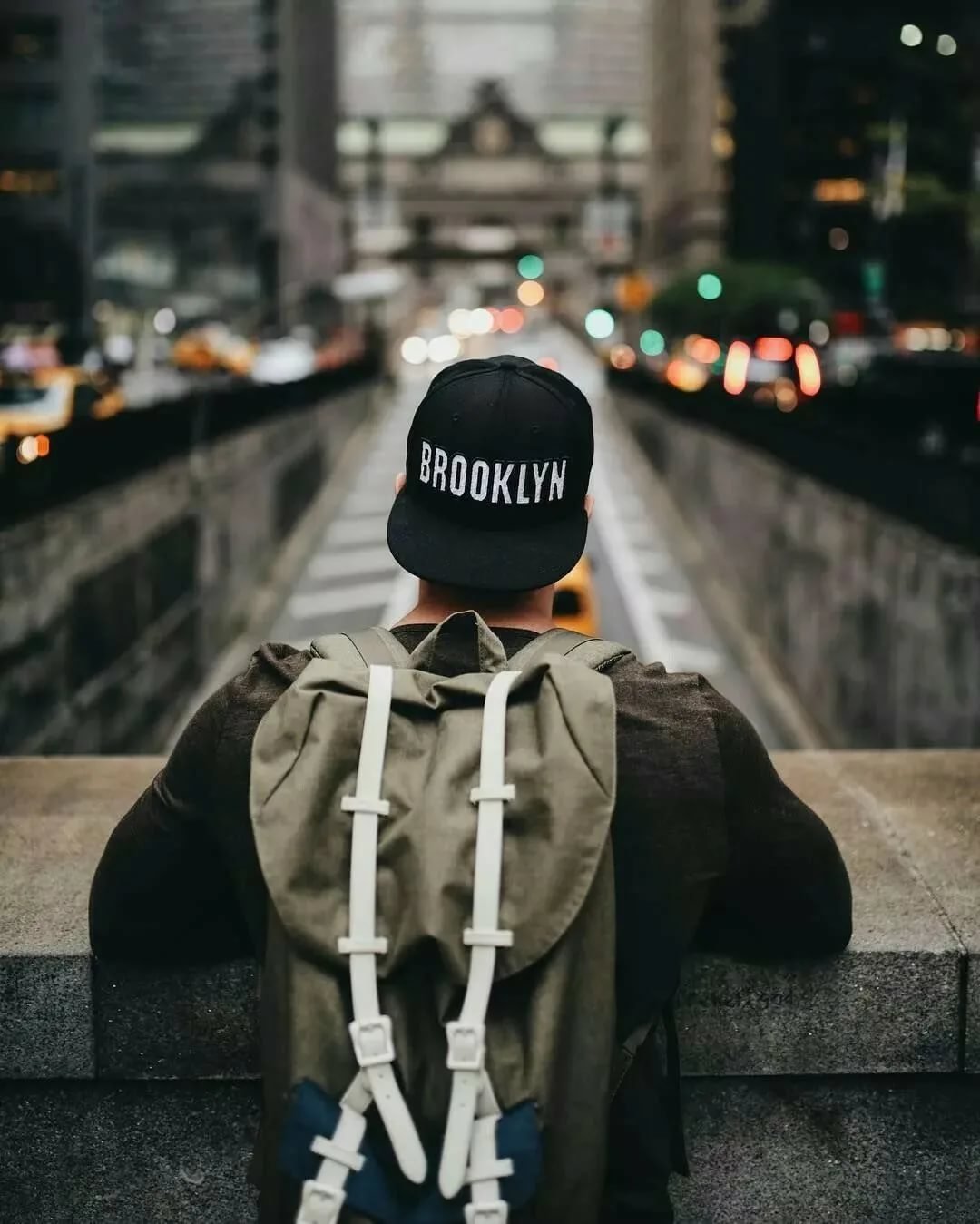 Человек в капюшоне