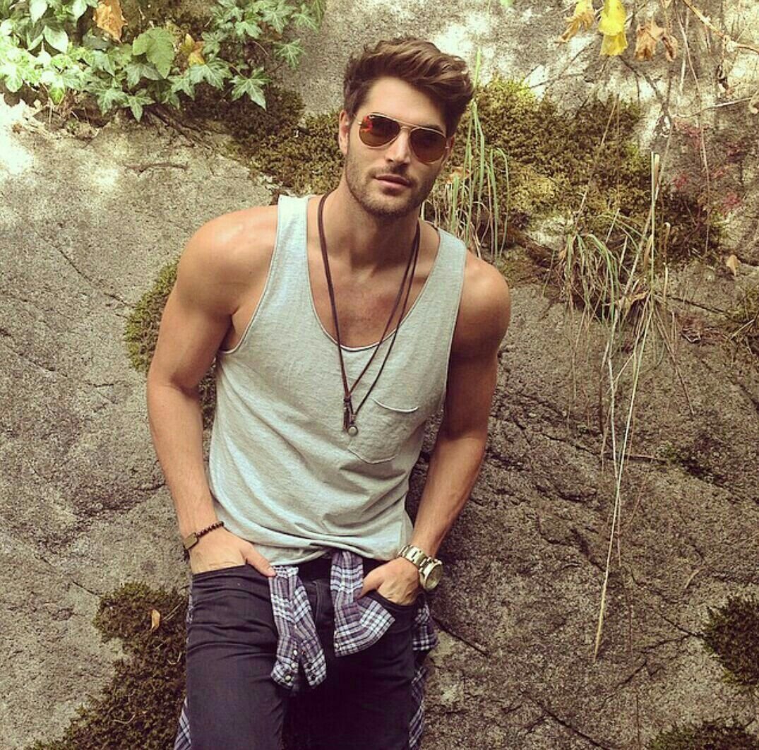 Мужчина на горе