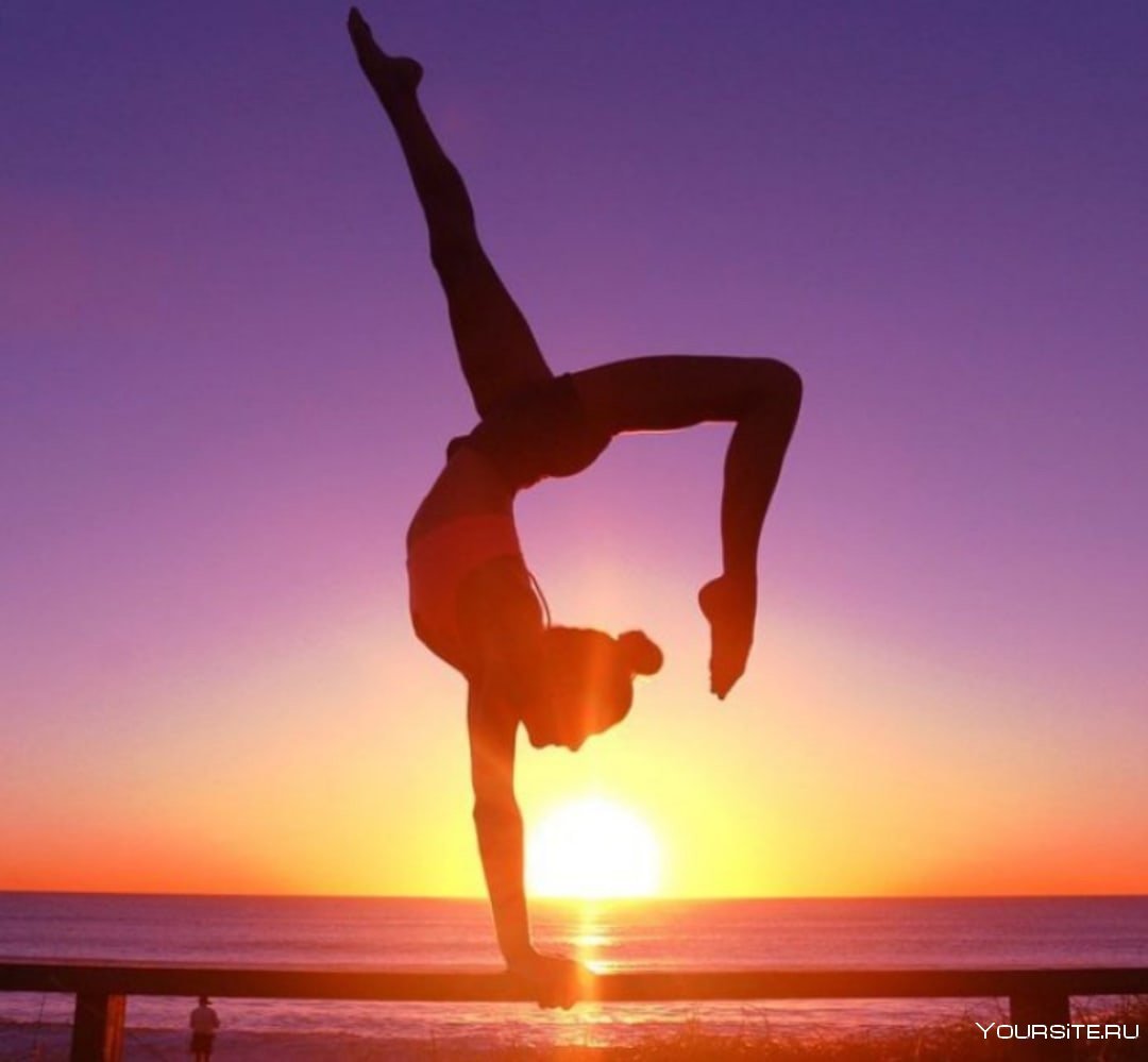 Гимнастика на закате