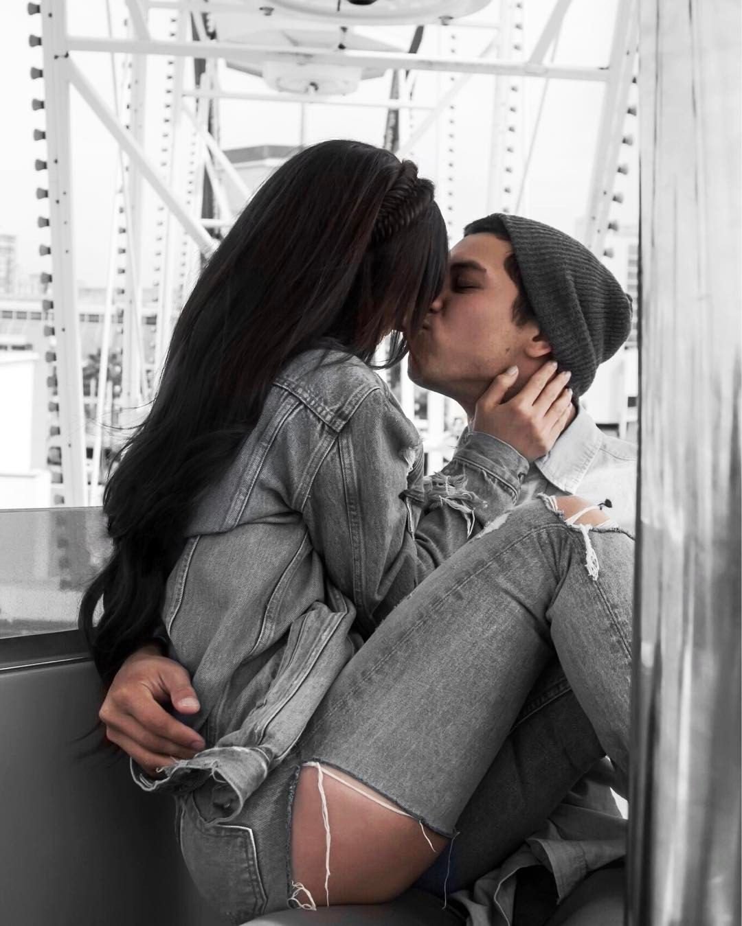 Красивые пары подростков