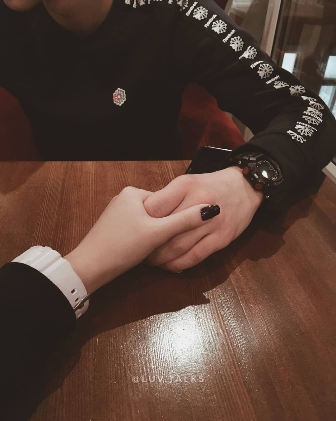 Рука в руке Эстетика