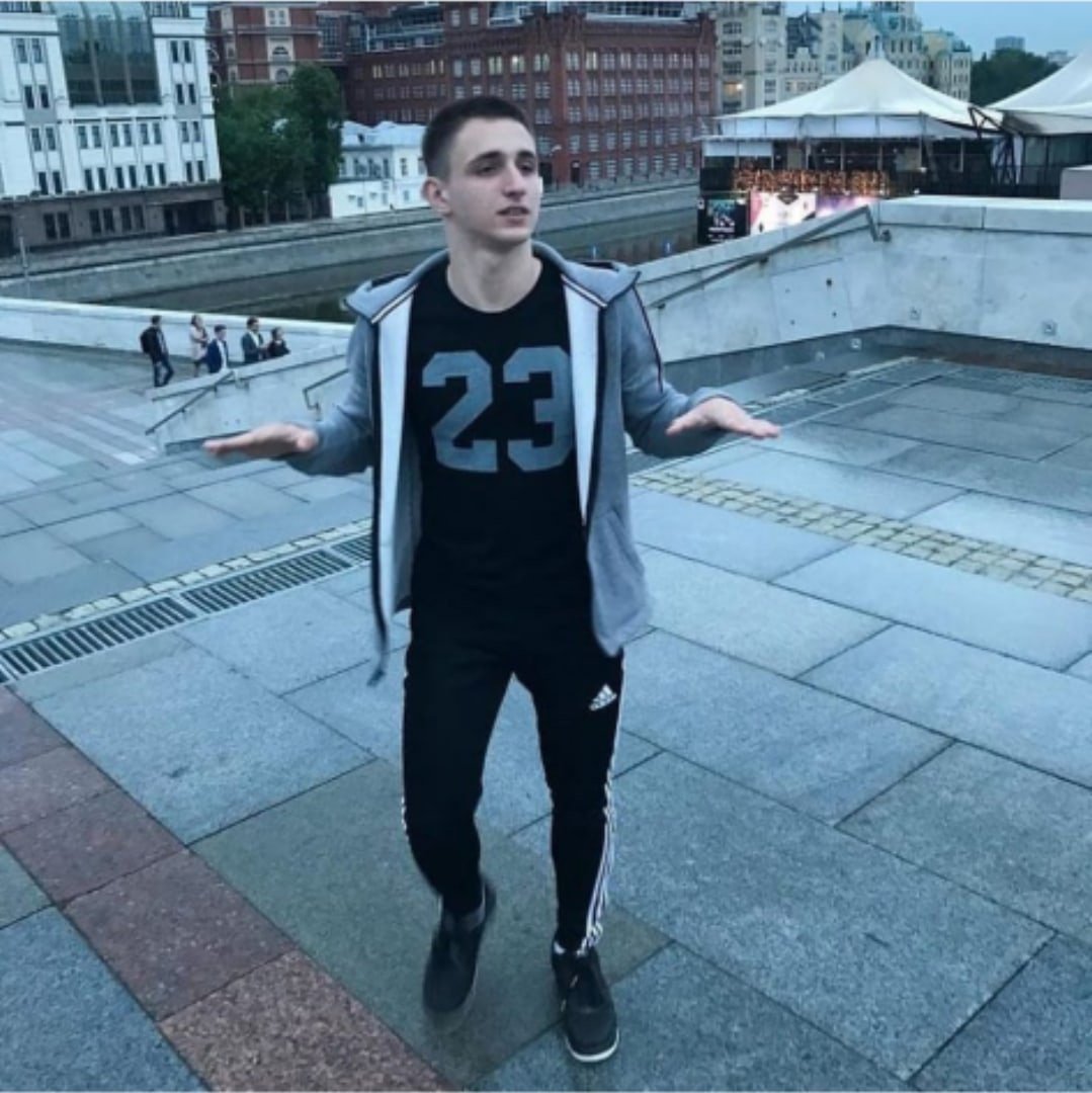 Михаил Ли́твин