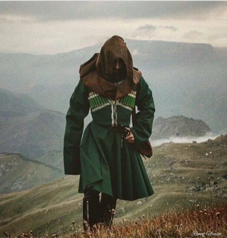 Карачаевцы и балкарцы