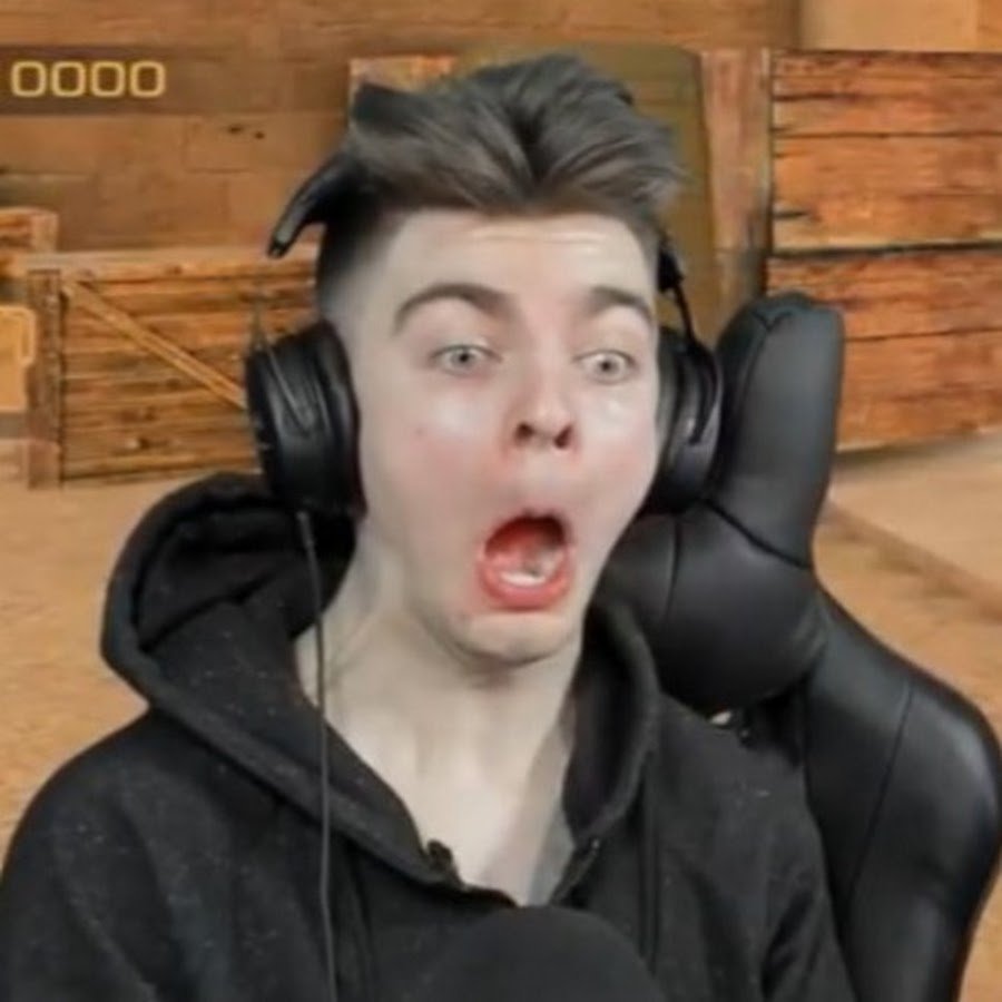 Отражение в очках аниме