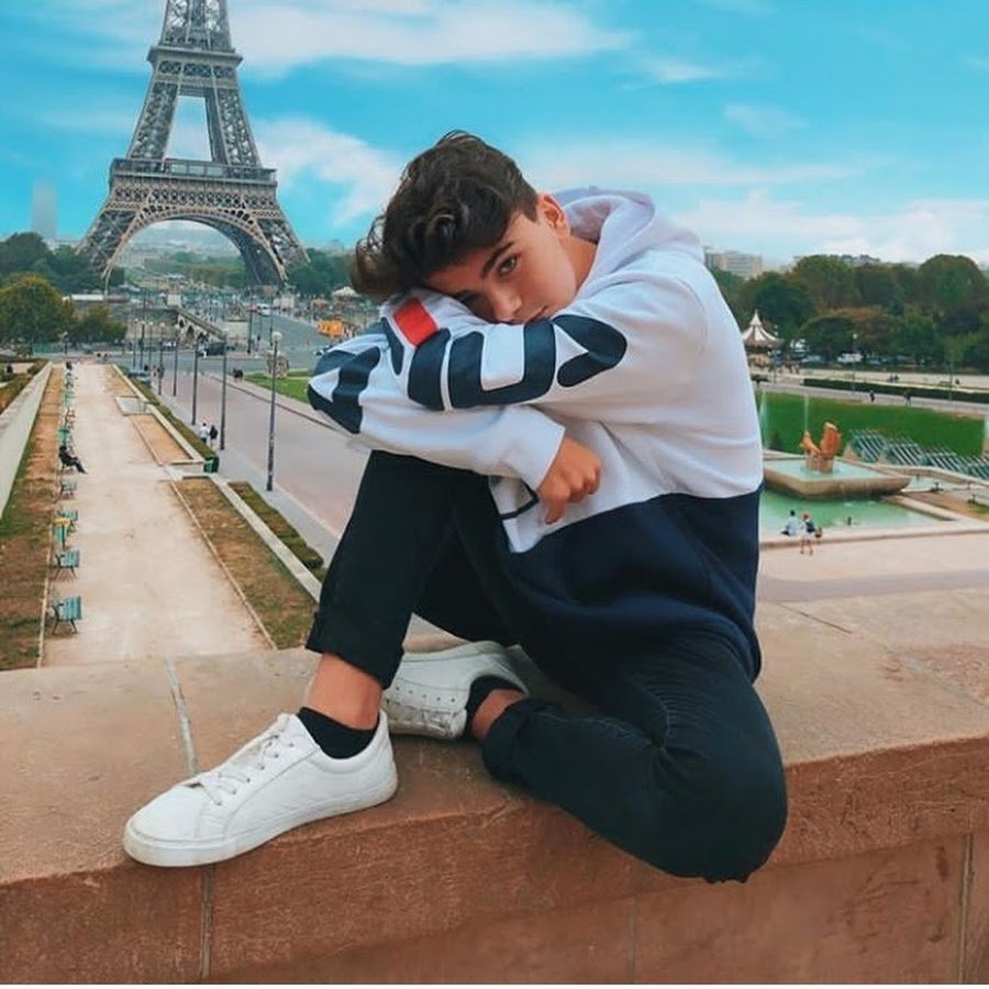 Парень без лица