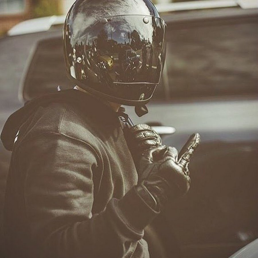 Данил Шутов