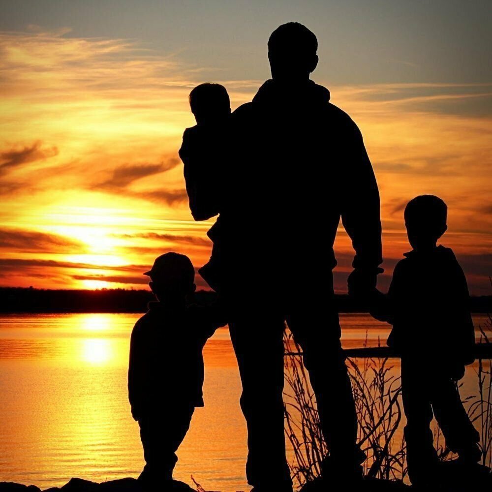 Счастливый отец