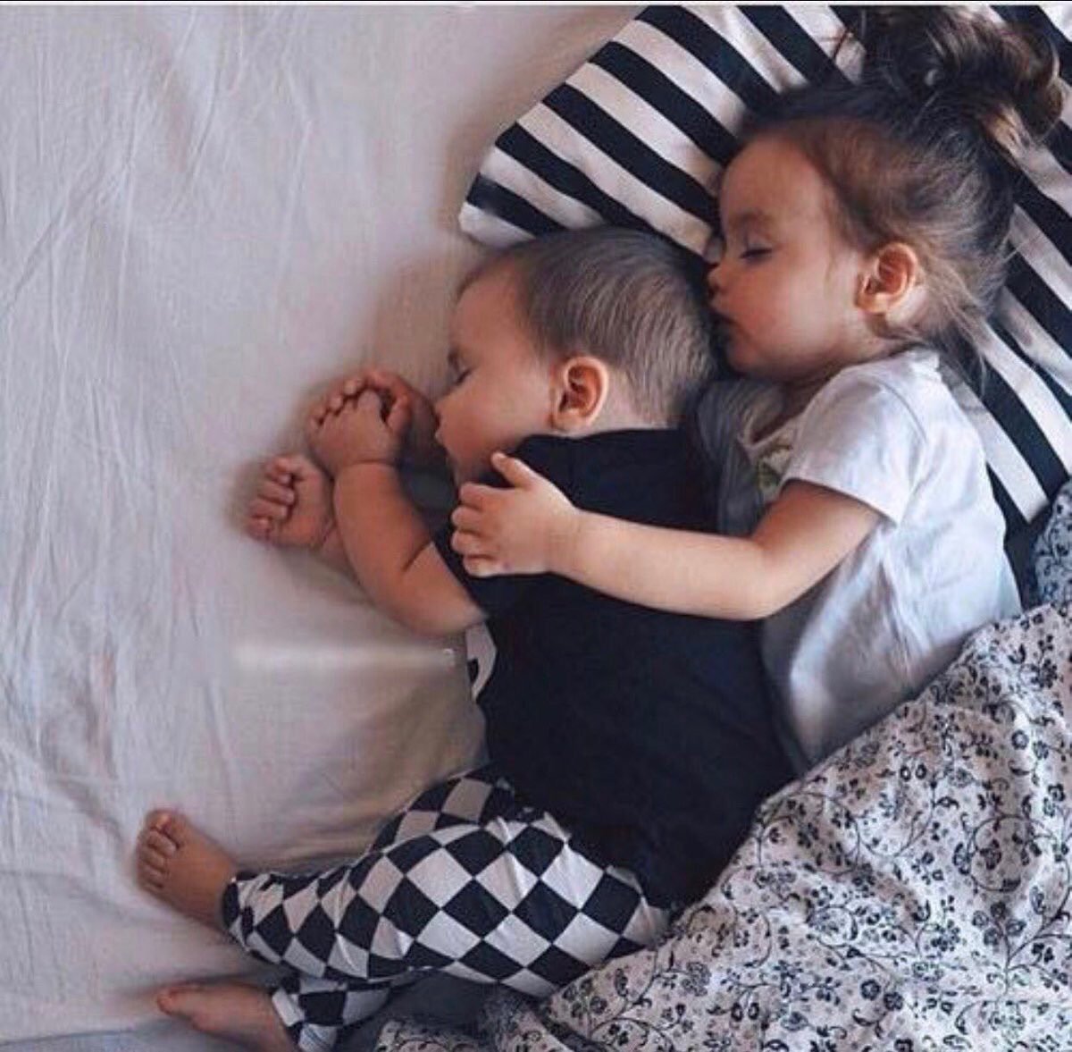 Друзья мальчики