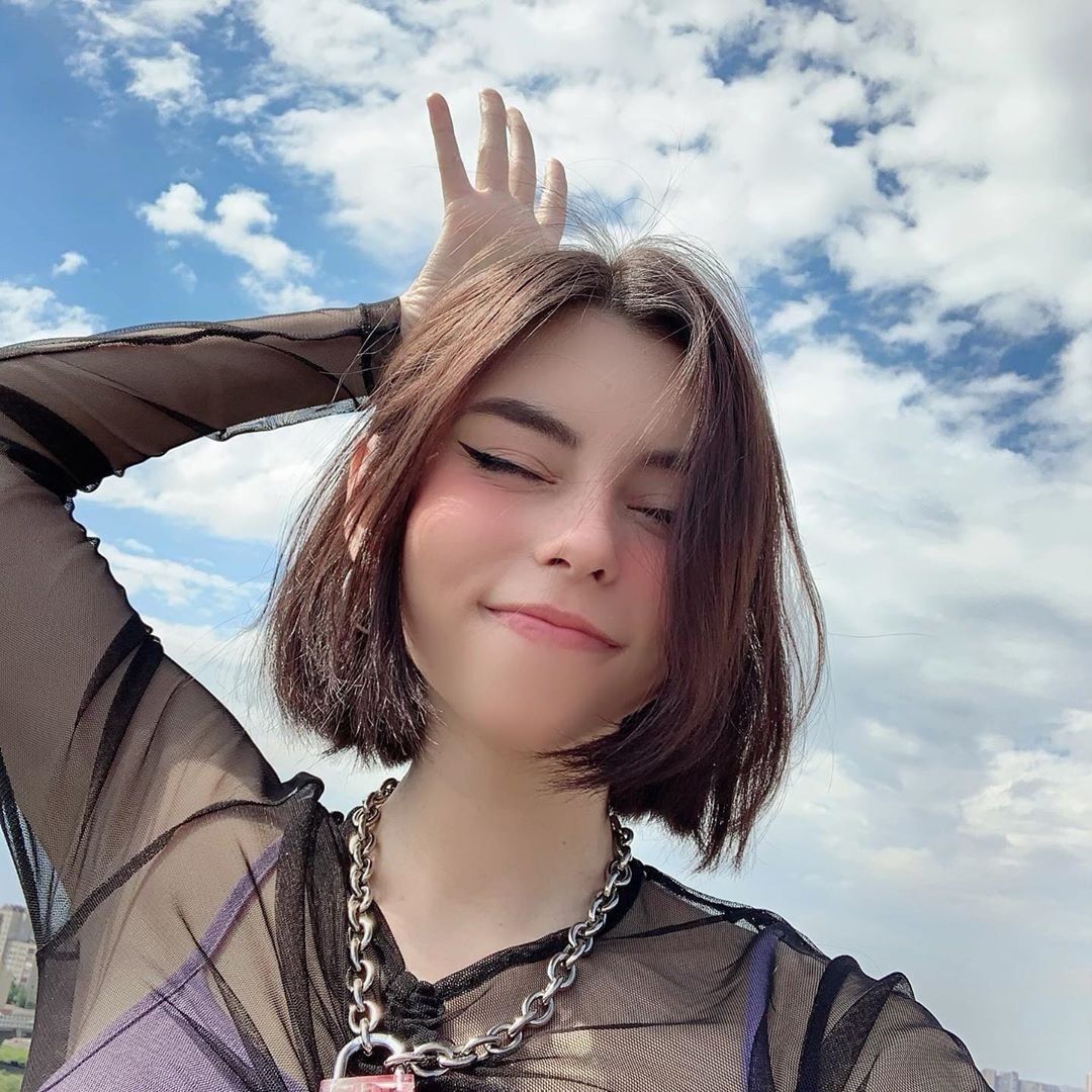 Дора певица Дарья Шиханова