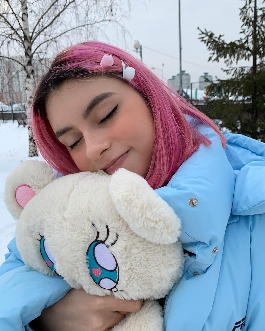 Дора певица