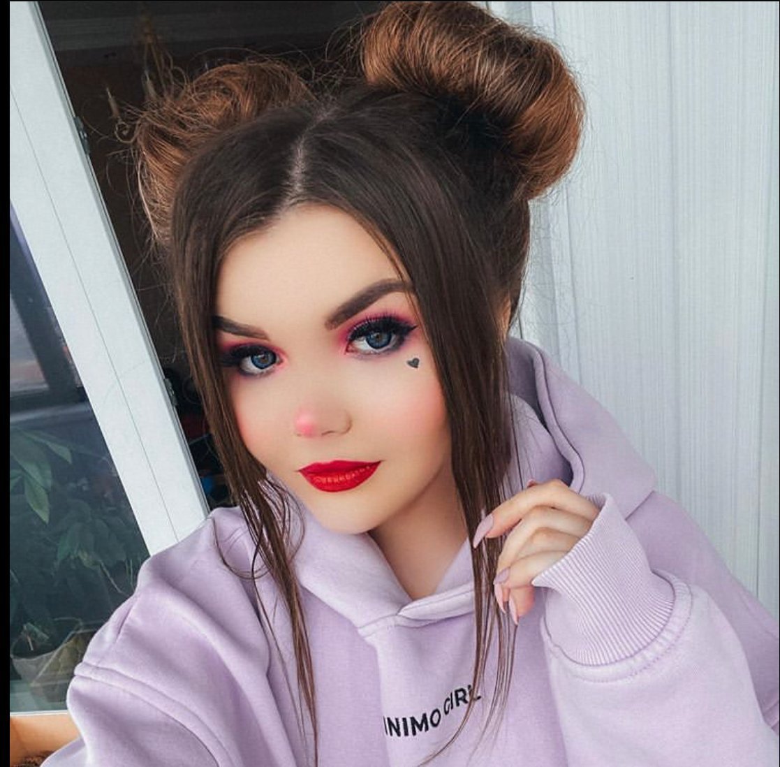 Блоггер а4 Влад