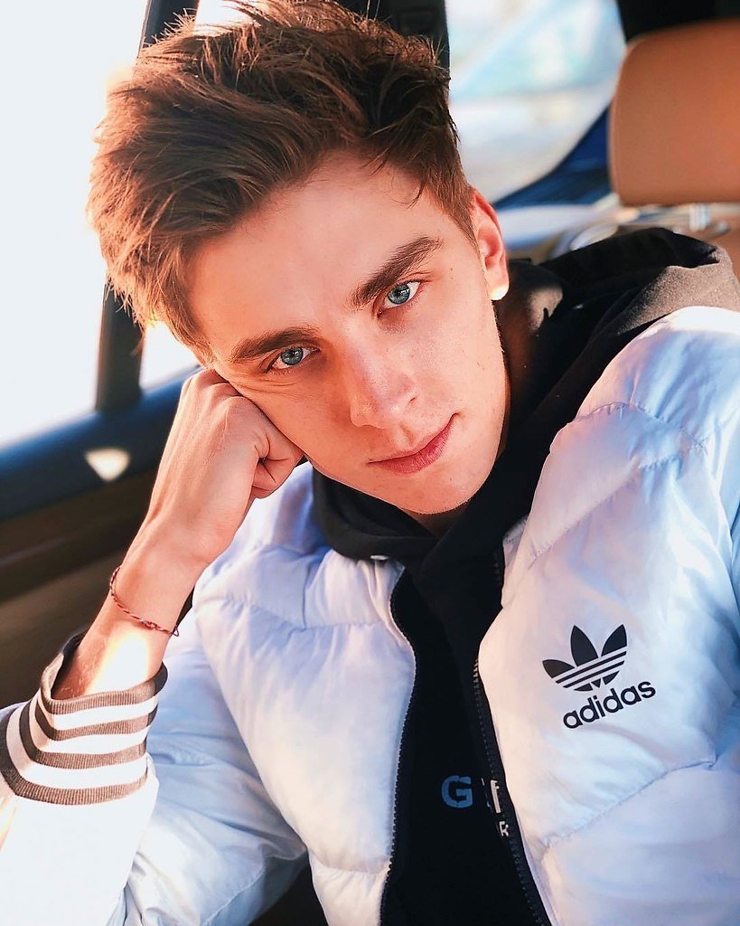 Топ самых популярных блогеров