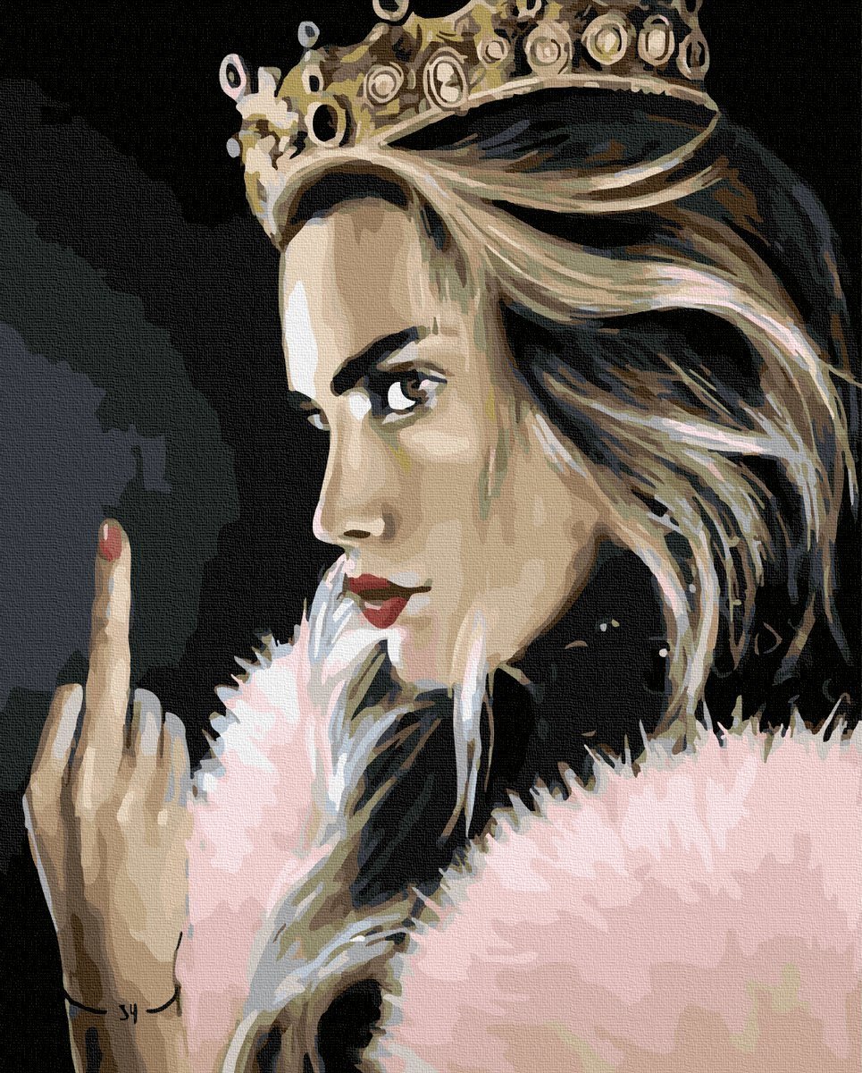 Девушка в короне