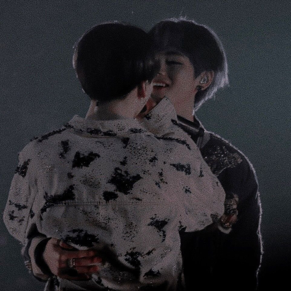 Вигуки BTS Эстетика