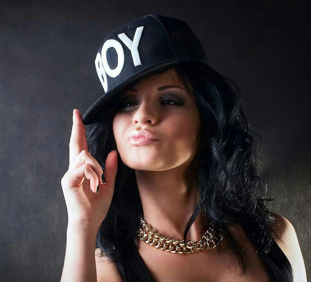 Харуми Хиронака