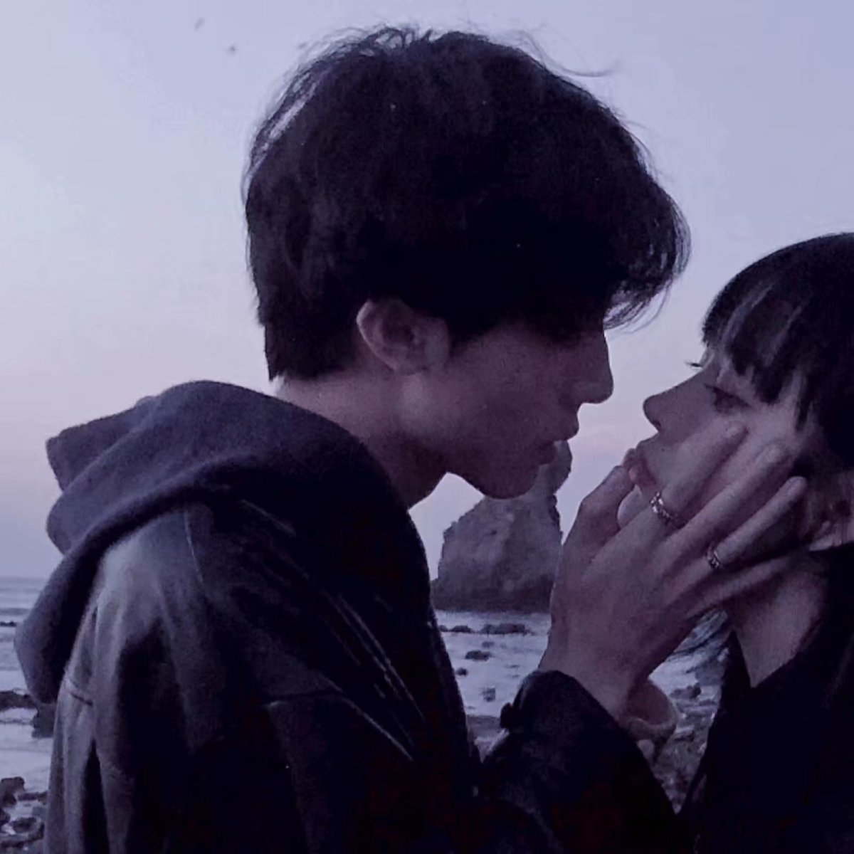 Картинки любимому человеку о любви и скучаю