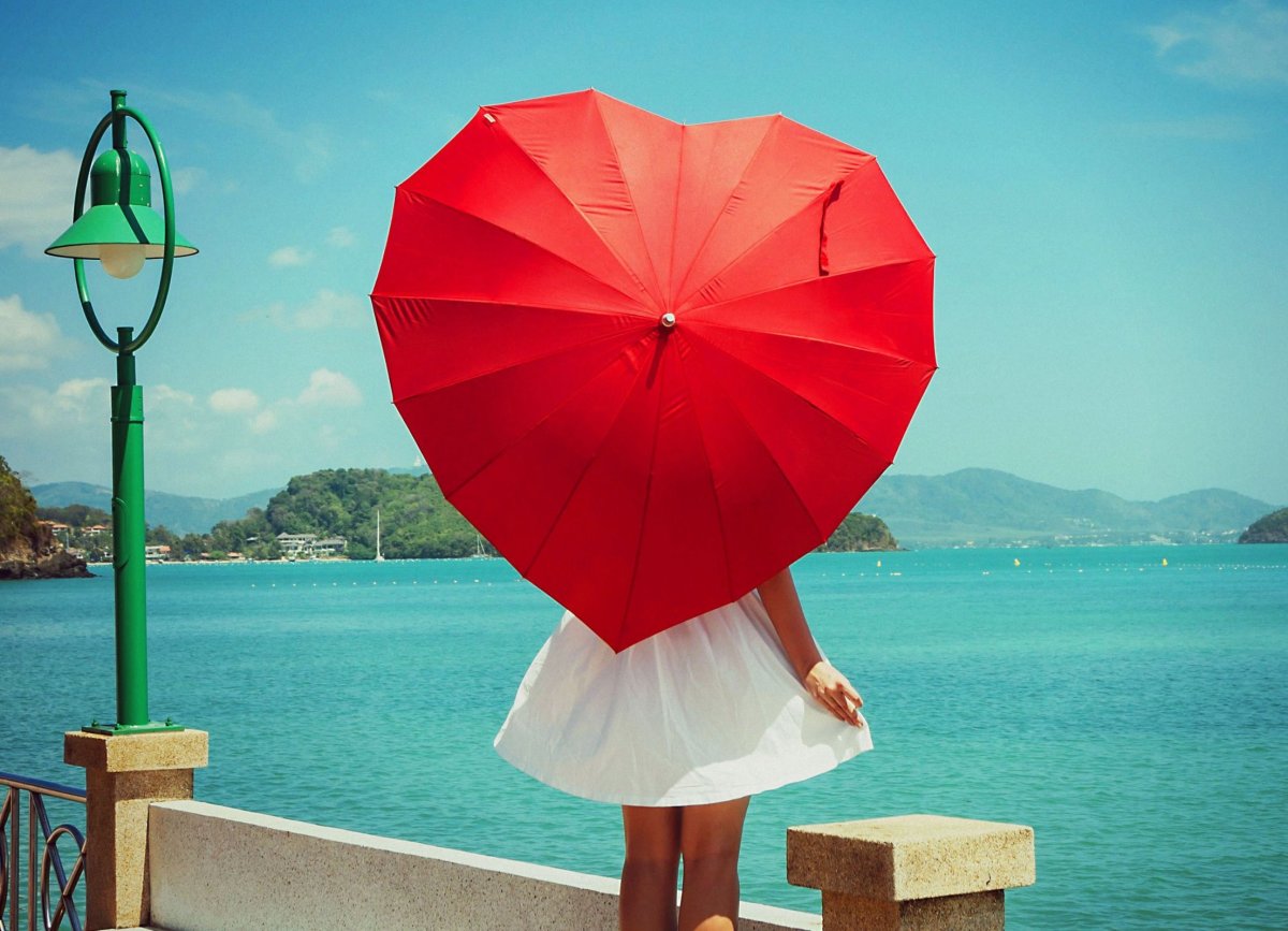 Картина блондинка со спины