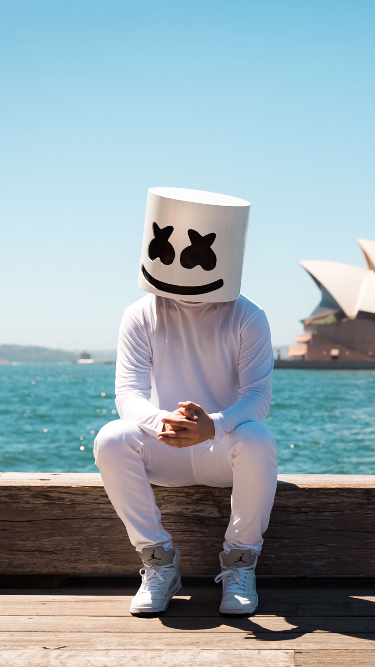 Маршмеллоу певец