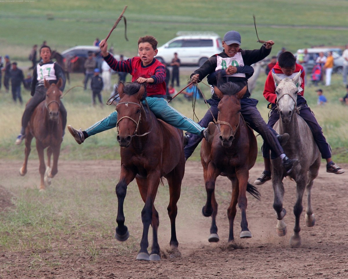Наадым в Туве