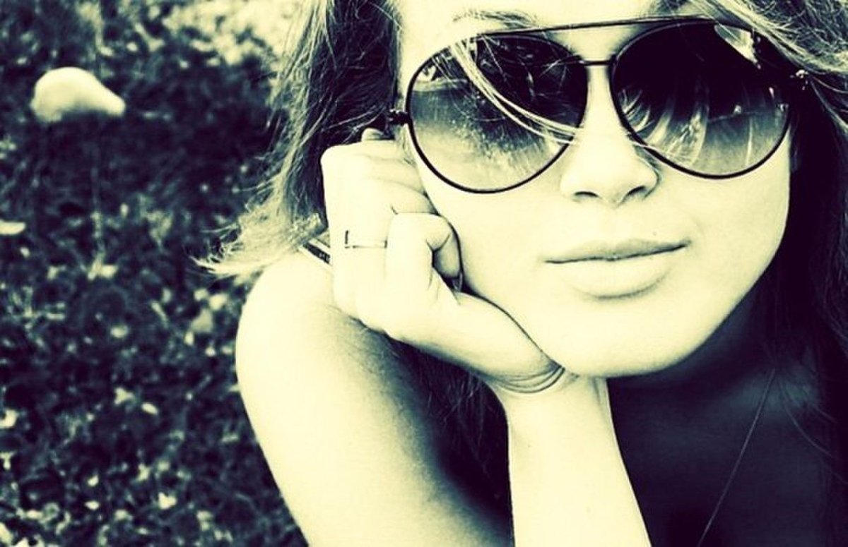 Женщина 40 лет в очках