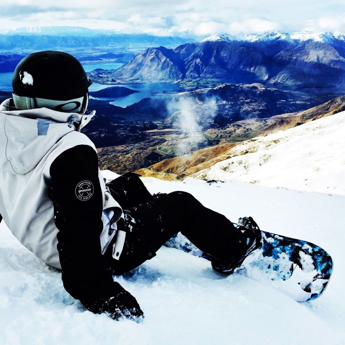 Крутые сноубордисты