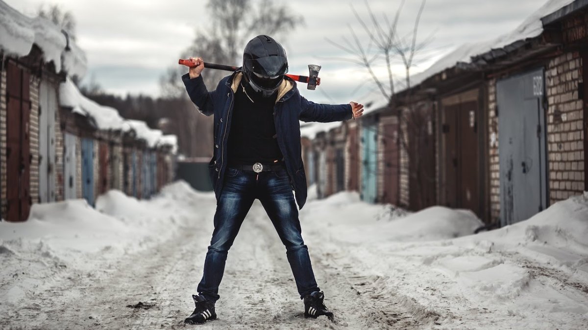 Чуваки в масках