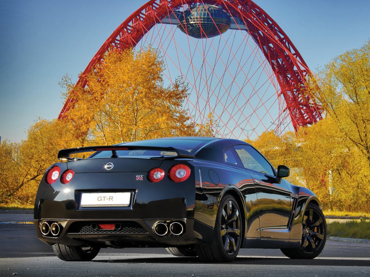 Nissan GTR r35 черный