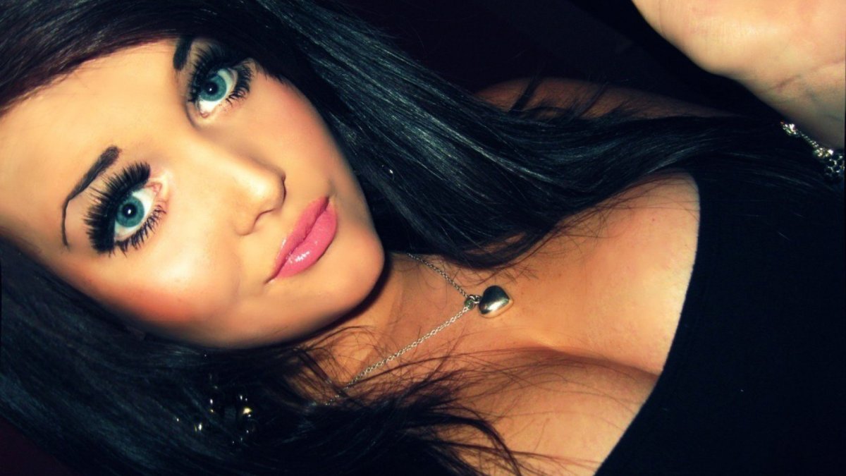 Алина Олейник