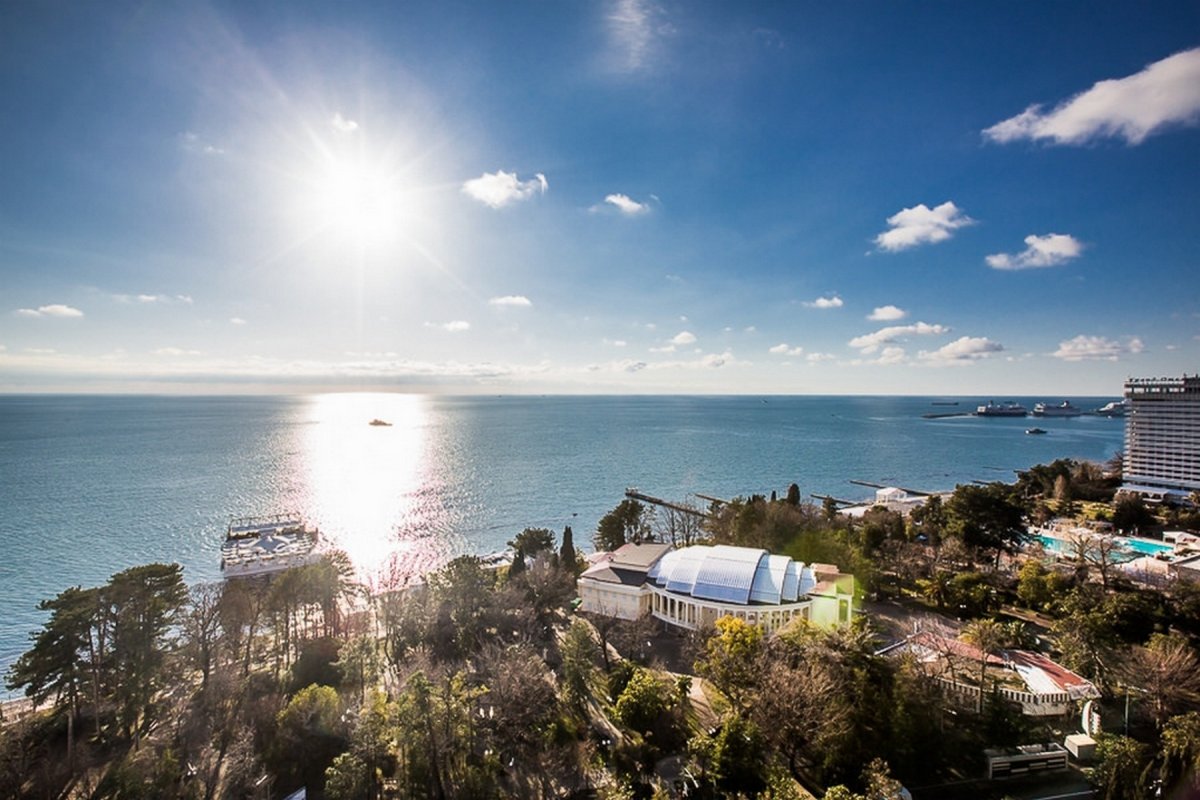 На берегу моря