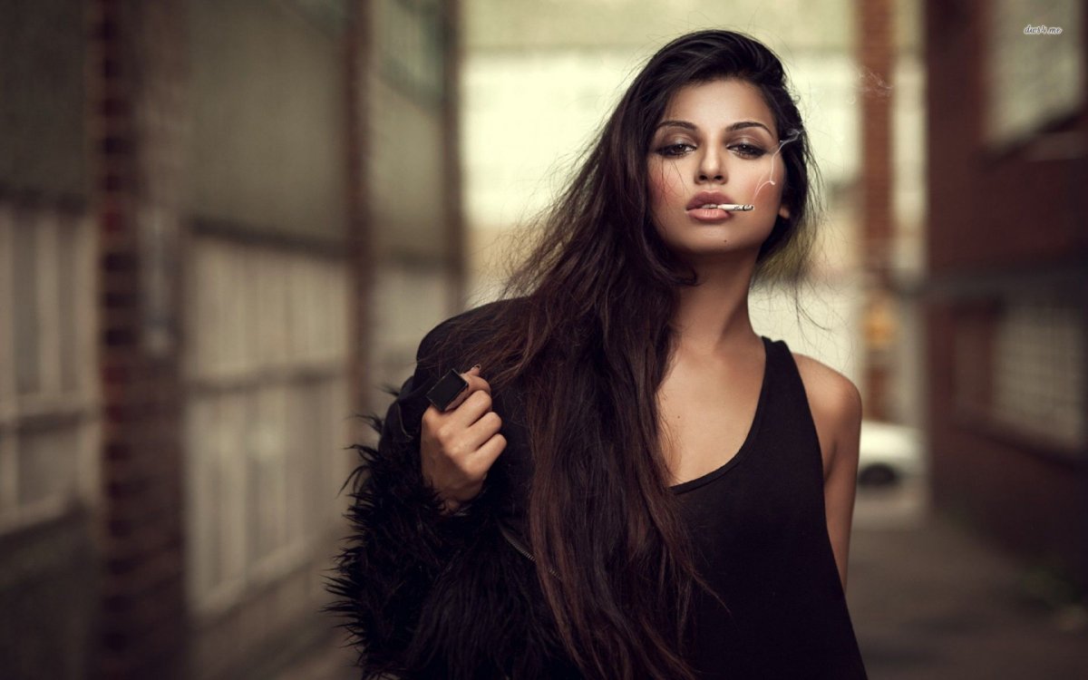 Красивые дерзкие девушки