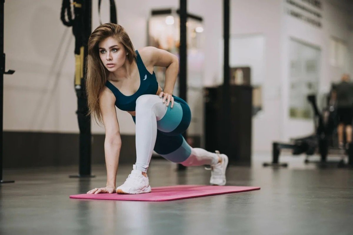 Столяров ав