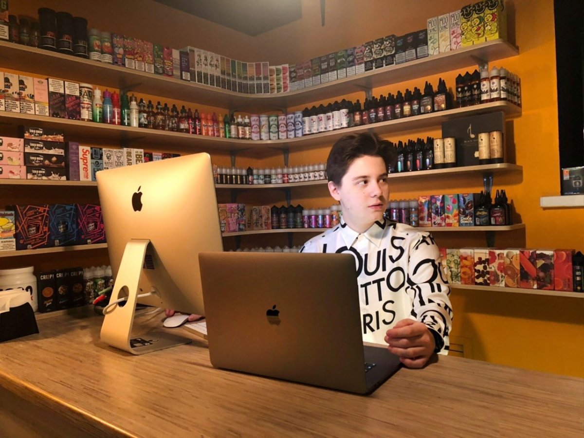 Номер романа компота