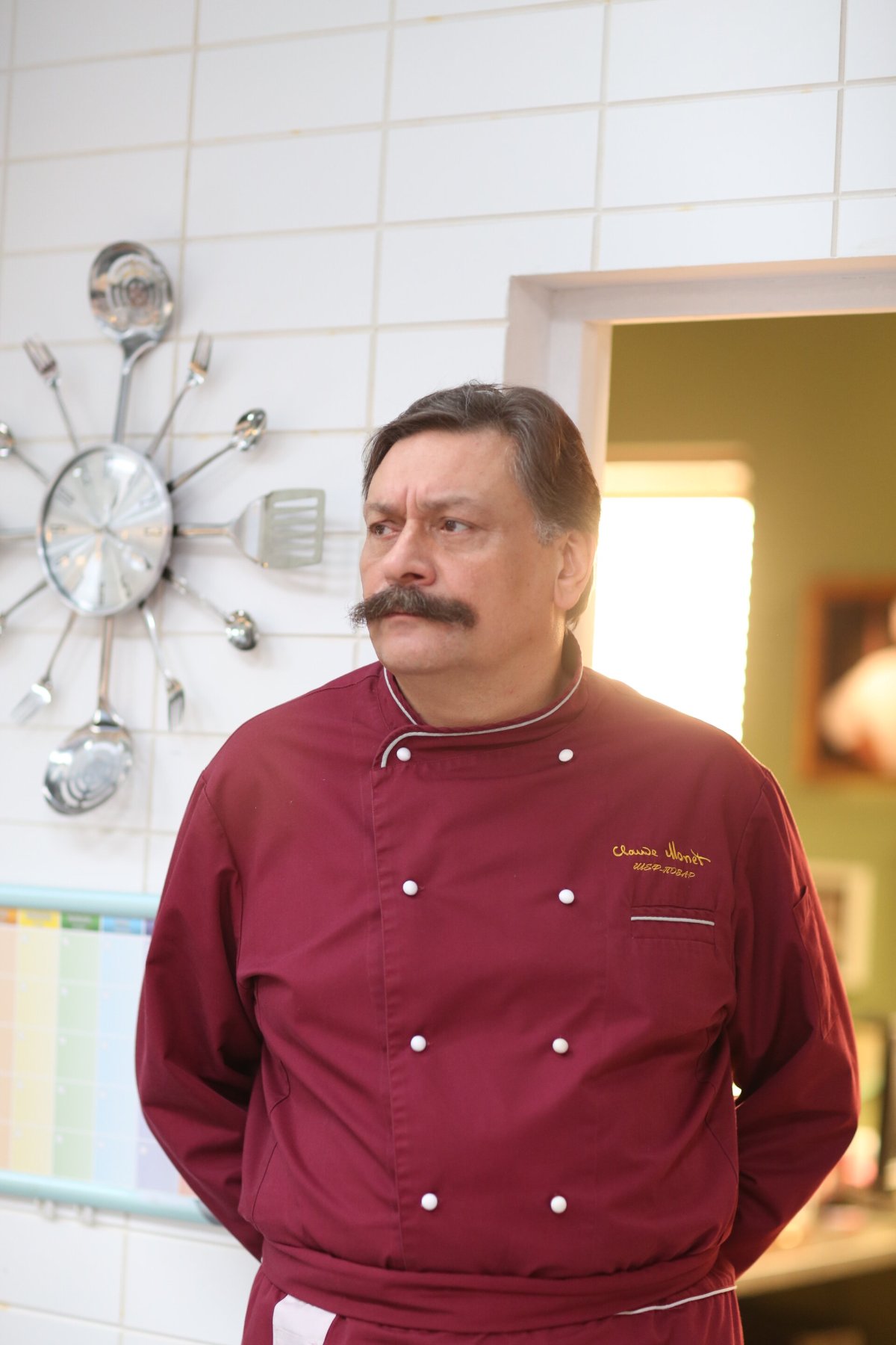 Кухня сериал Виктор Петрович