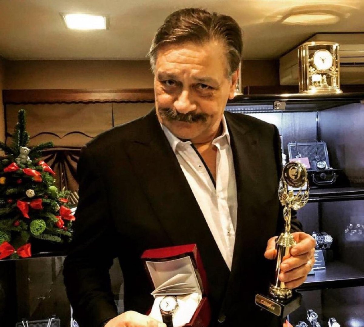 Дмитрий Назаров актер