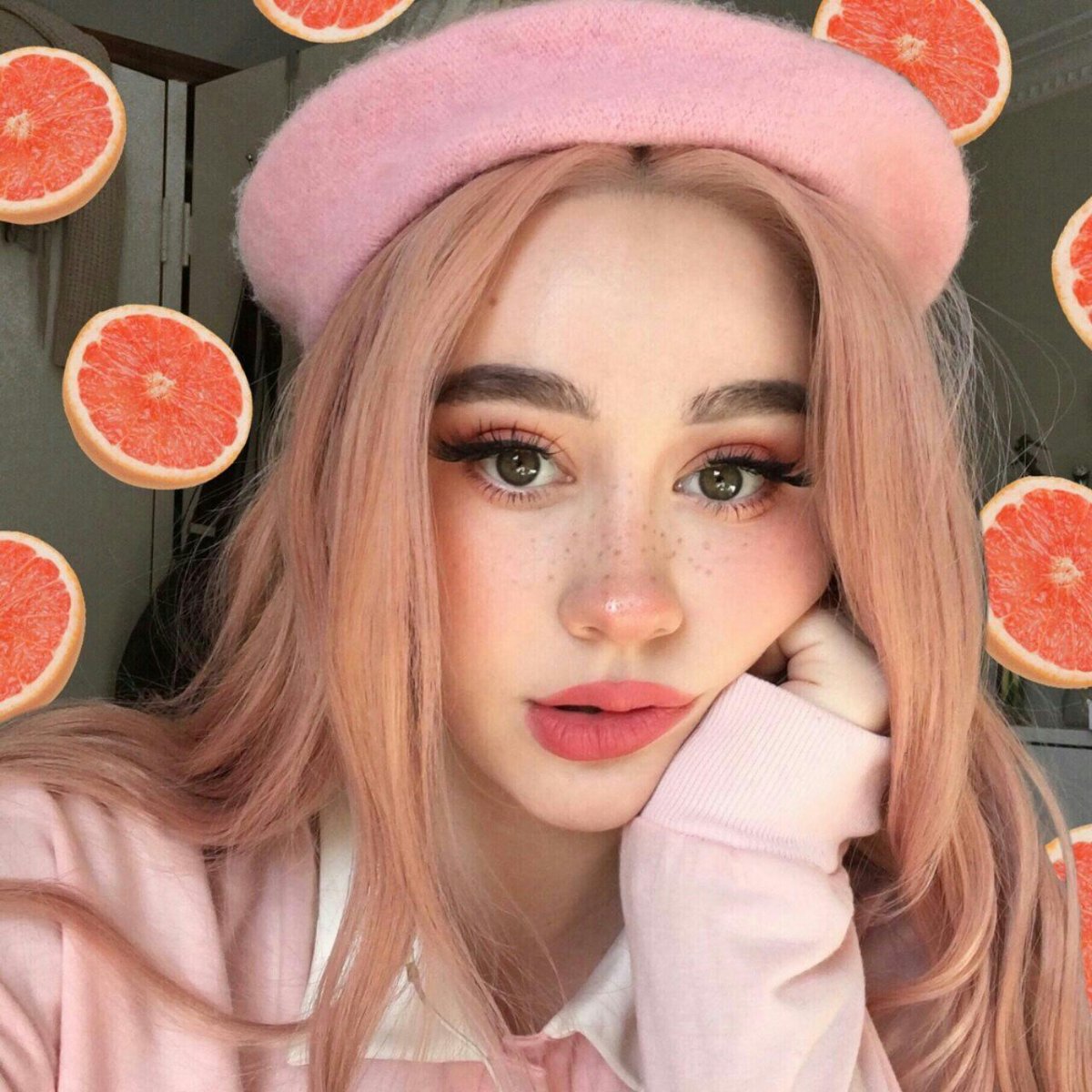 Даша инстасамка 2021 сейчас