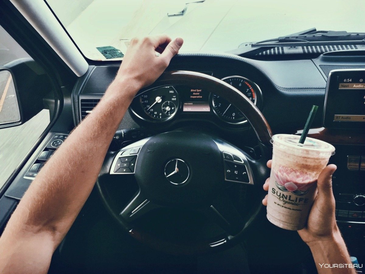 Спящий Manu Rios