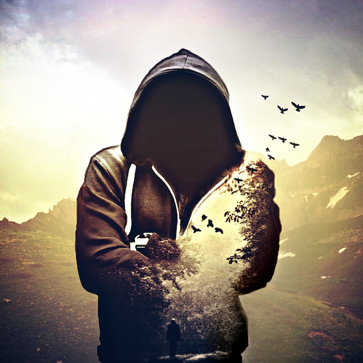 Чел в капюшоне