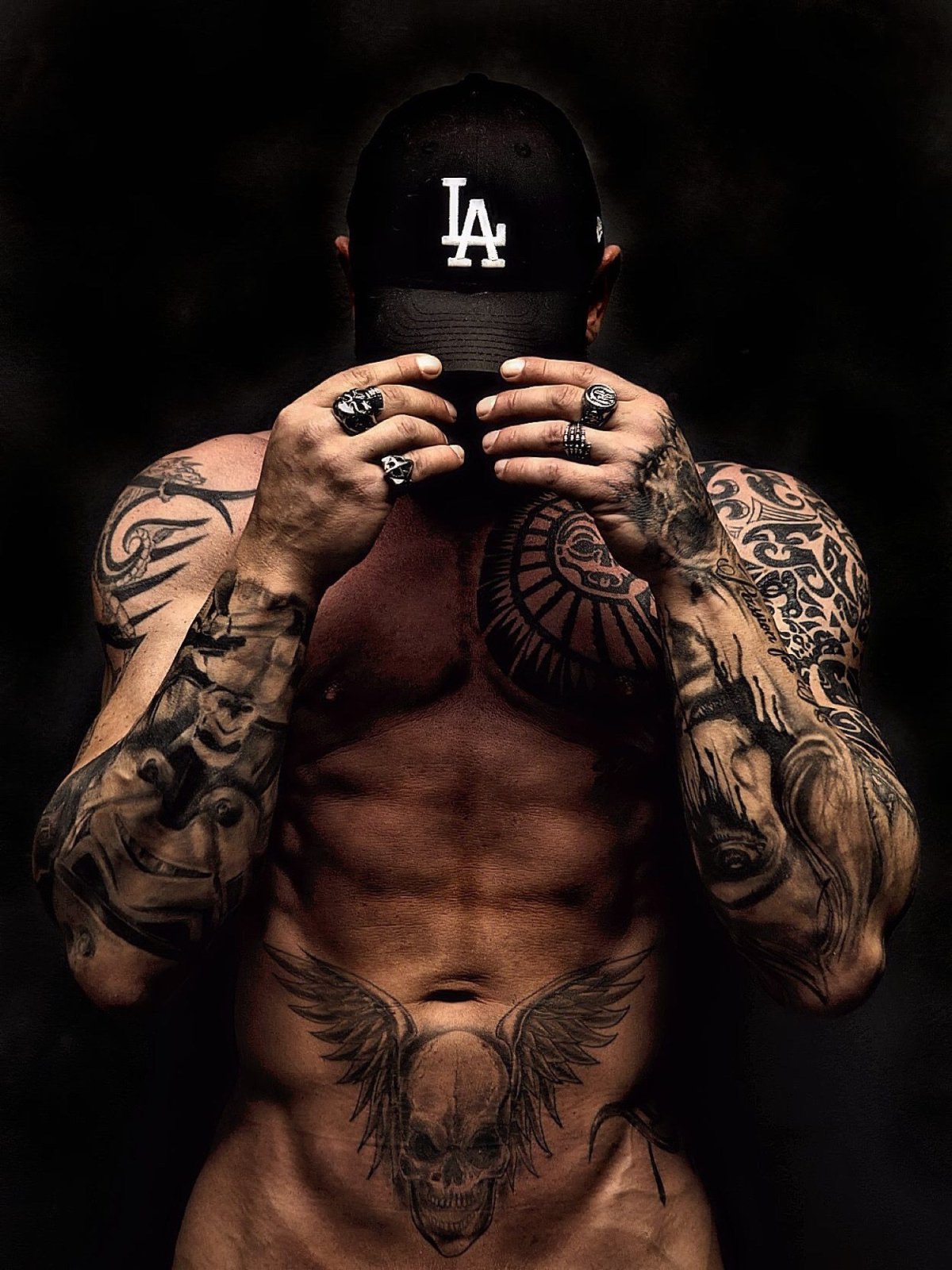 Тигр в чёрных очках